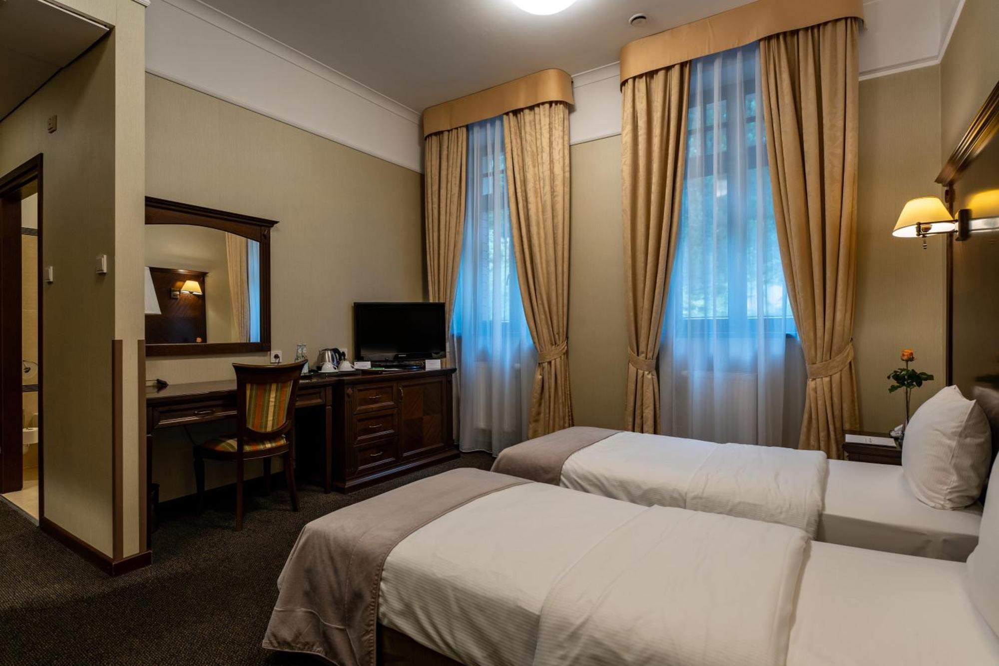Grand Sal Hotel Wieliczka megye Kültér fotó