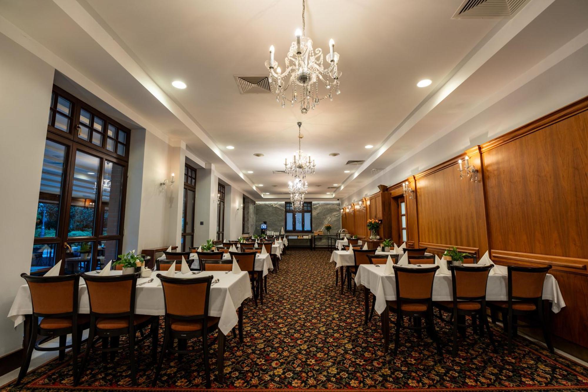 Grand Sal Hotel Wieliczka megye Kültér fotó