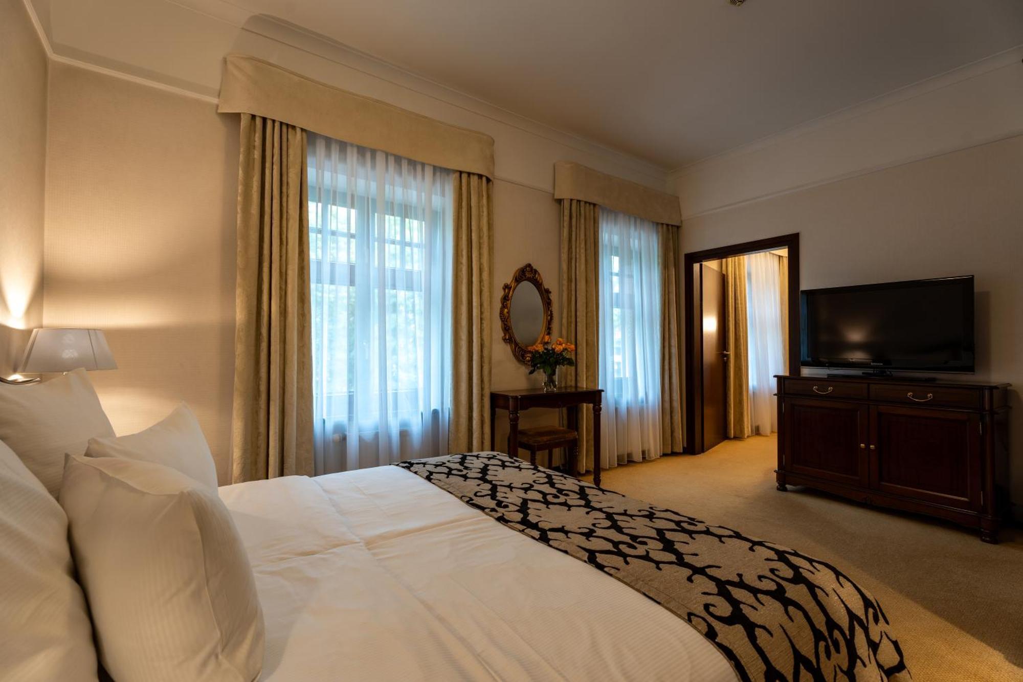 Grand Sal Hotel Wieliczka megye Kültér fotó