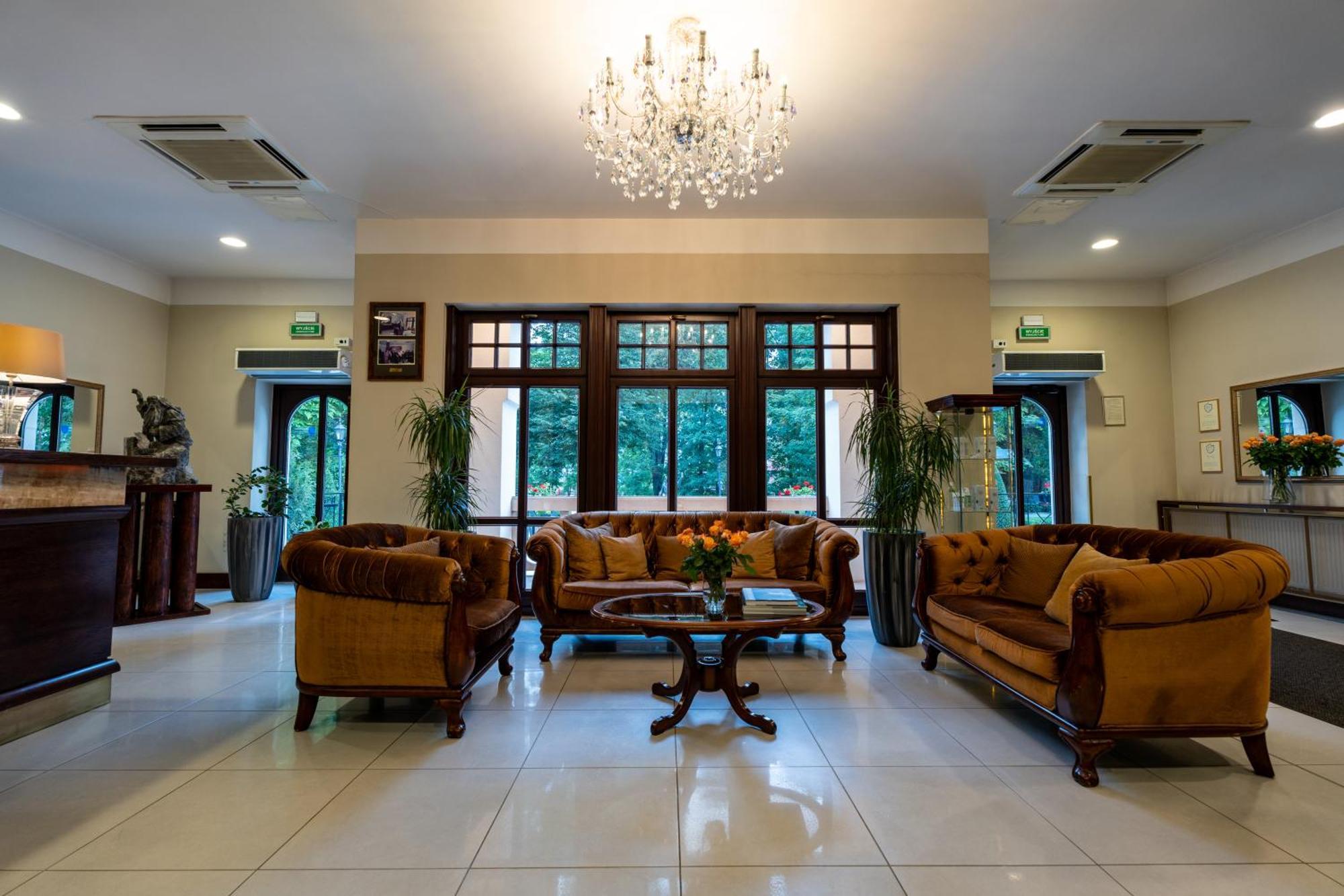 Grand Sal Hotel Wieliczka megye Kültér fotó